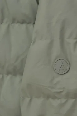 New Hrom Hombre Plumíferos